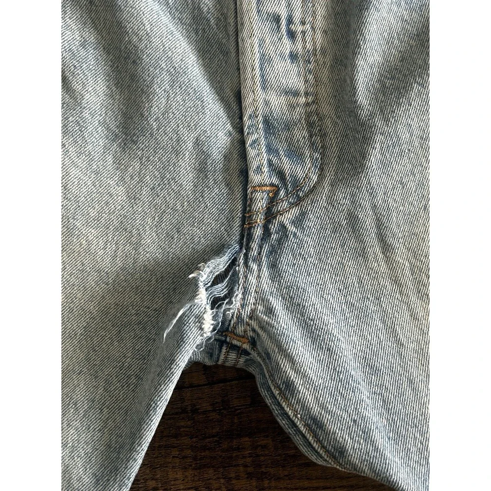 Vintage 1990s Levi's 501 Distressed Light Wash Jeans USA 30x29